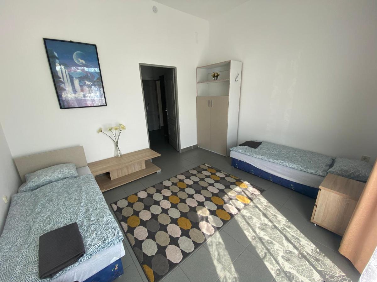 Tocc Apartman Gyál Exterior foto
